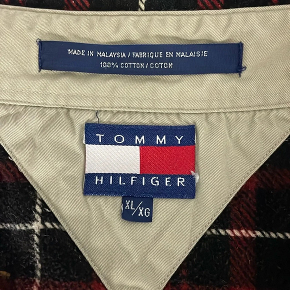 Tommy Hilfiger Men’s Button Down Flannel Shirt Size XL Winter Plaid Red Black - Picture 8 of 10